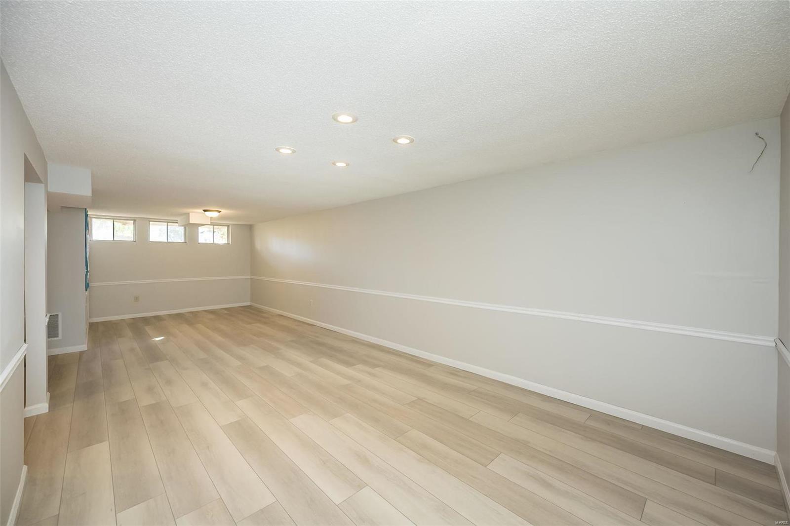6 Redstart Court