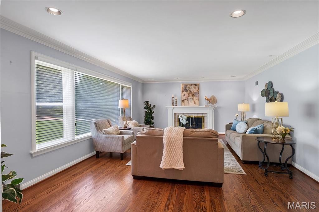 17 Country Aire Drive