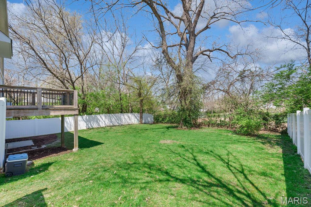 125 W Thornton Avenue