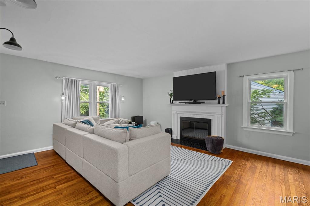 608 N Laclede Station Road