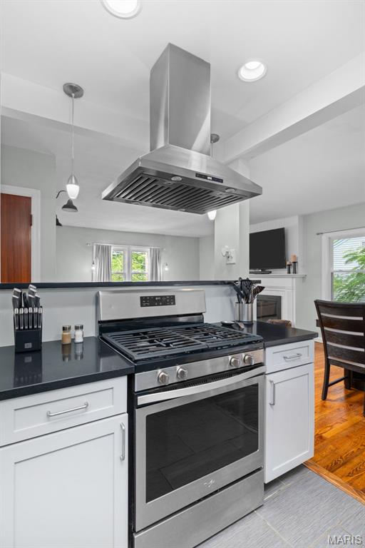 608 N Laclede Station Road