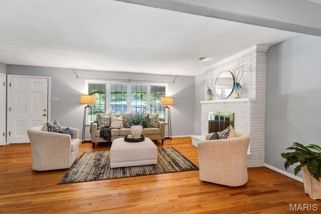 1205 Laven Del Lane