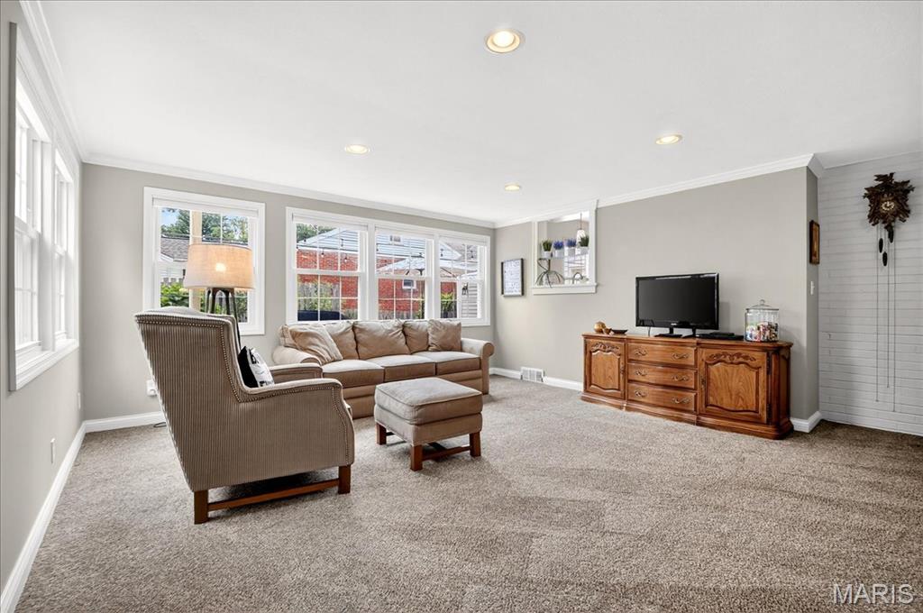 1239 Carol Ann Place