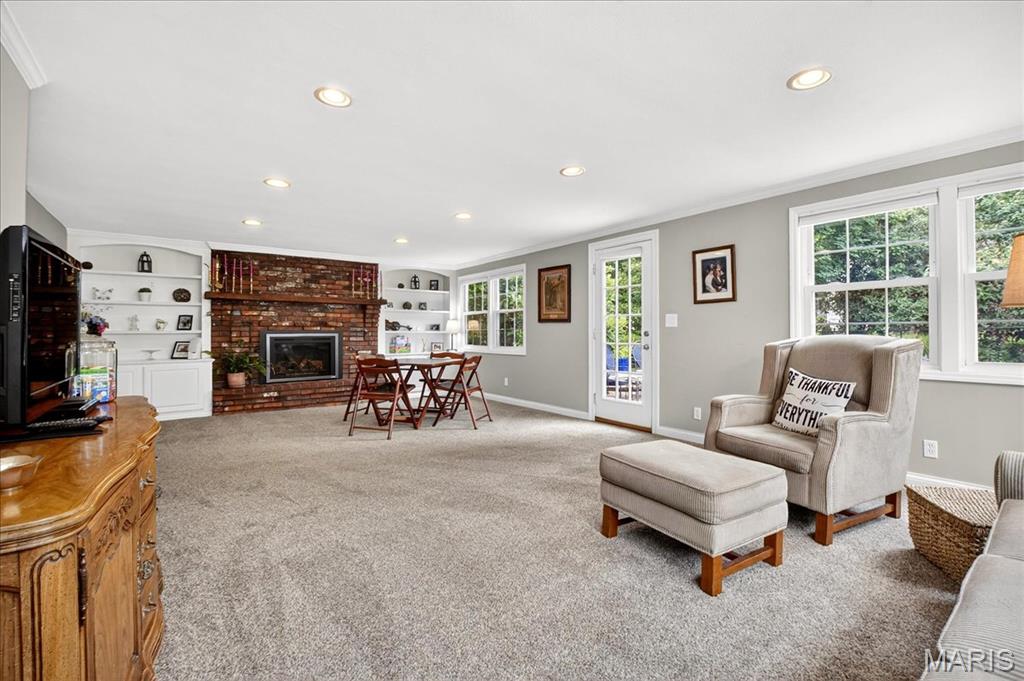 1239 Carol Ann Place