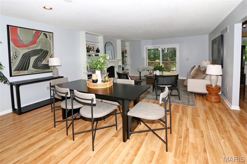 990 Imperial Point
