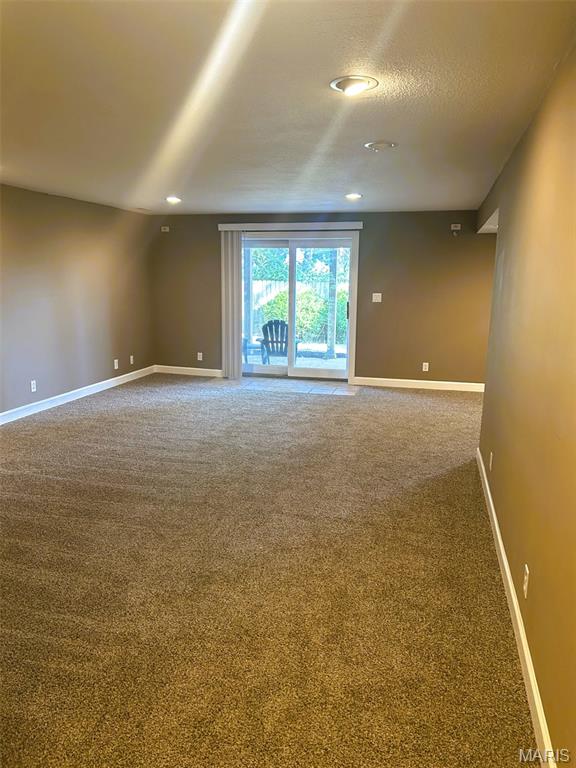 990 Imperial Point