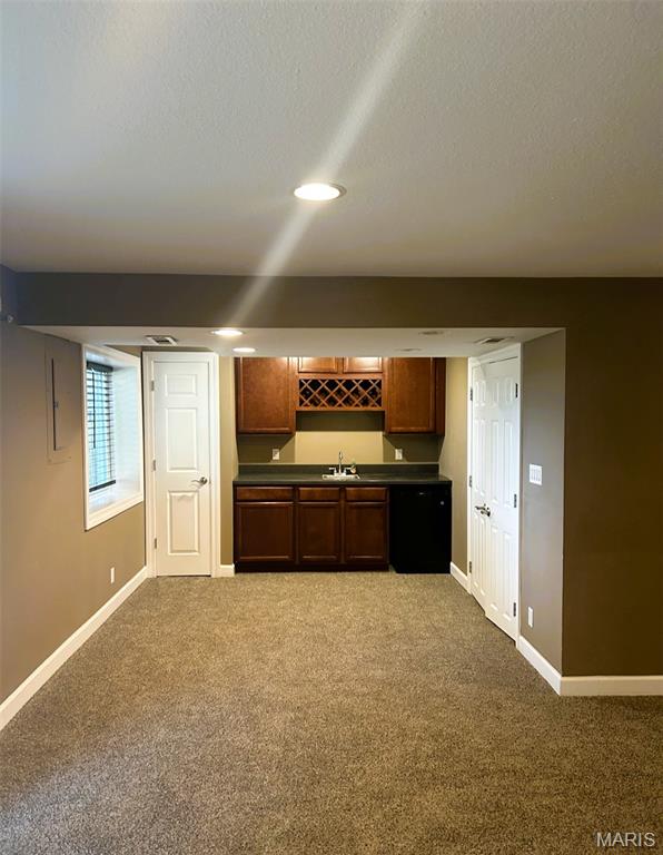 990 Imperial Point