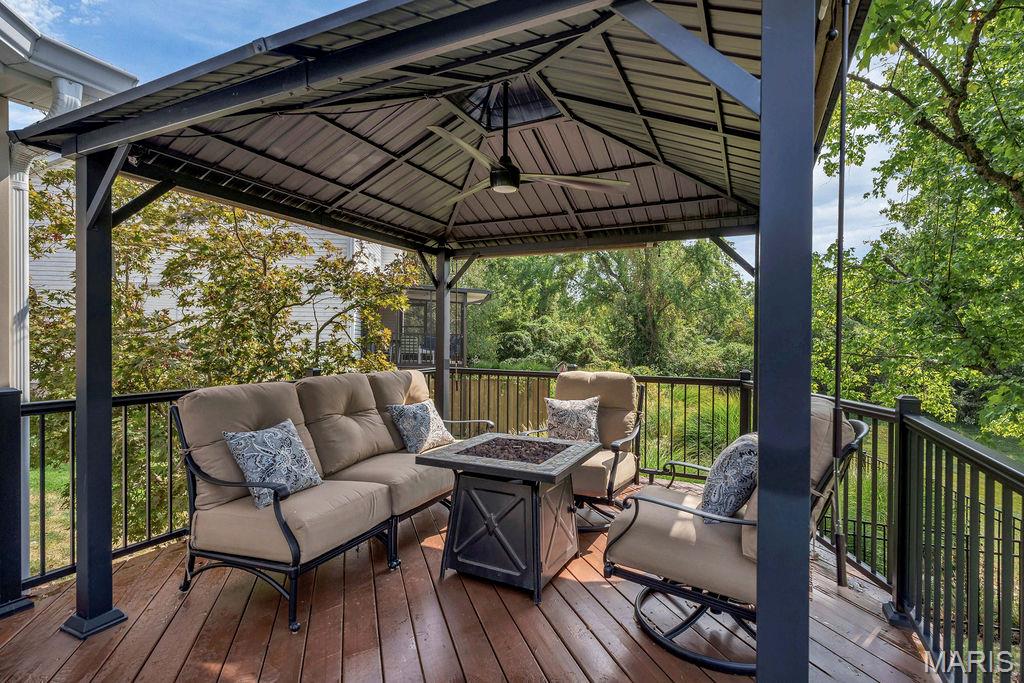 2583 Barrett Place Drive