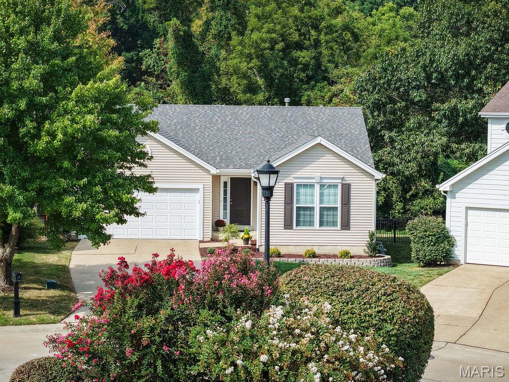2583 Barrett Place Drive