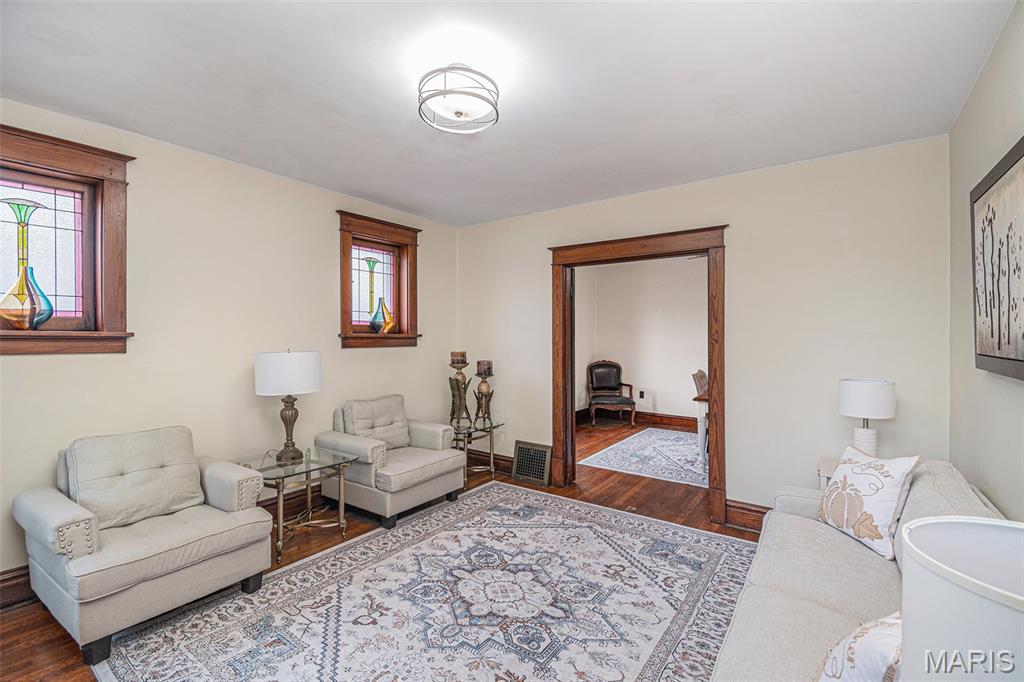 5608 Devonshire Avenue