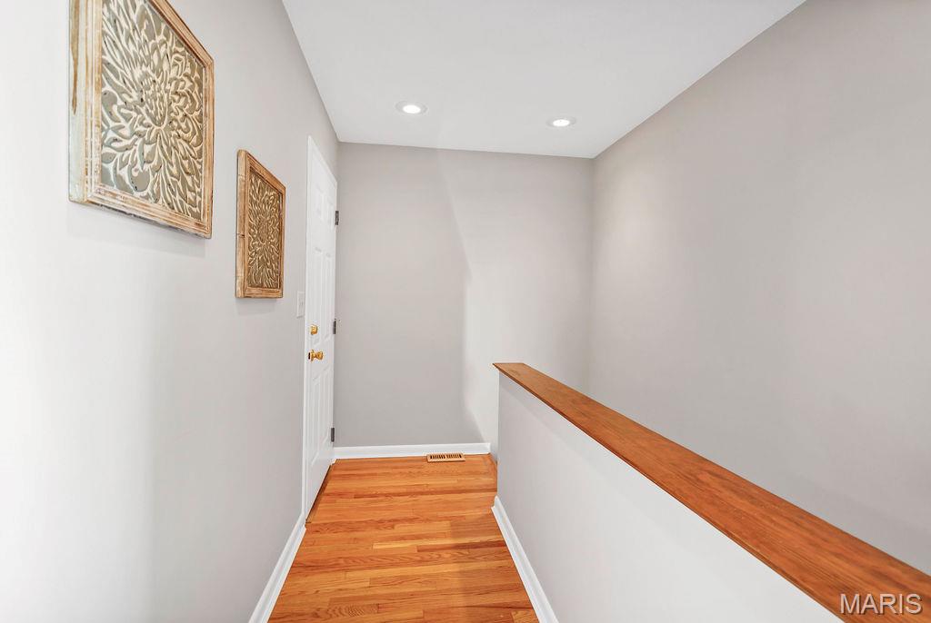 1064 Barry Court