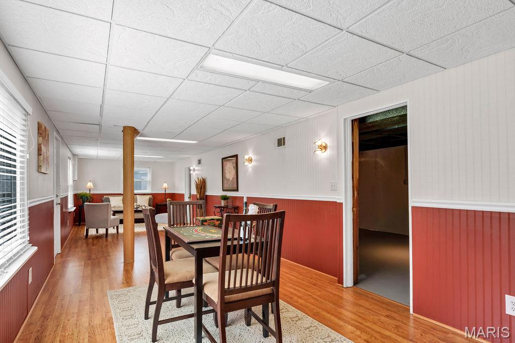 1064 Barry Court