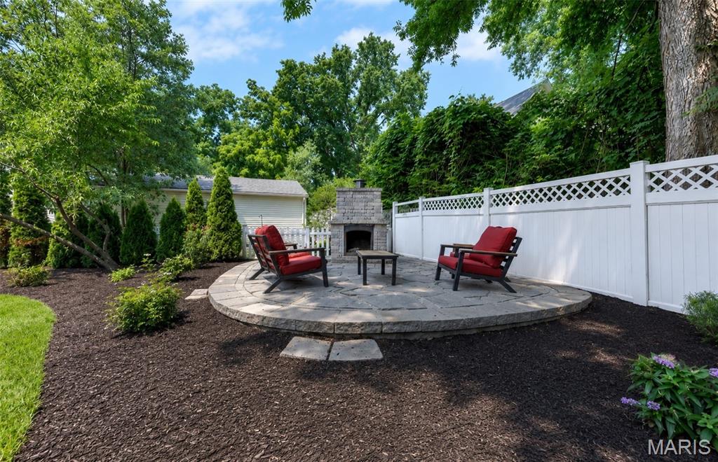 231 E Argonne Drive