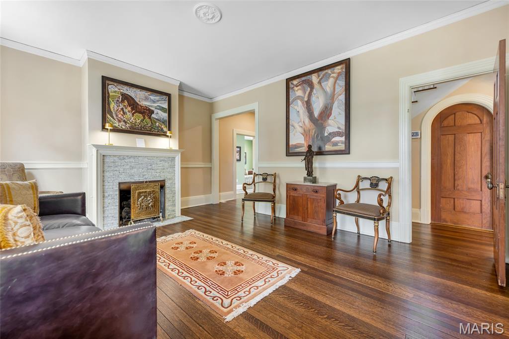 231 E Argonne Drive