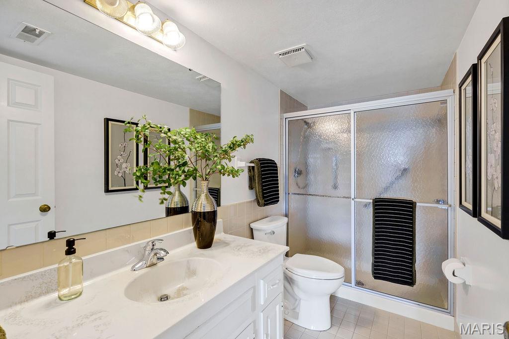 528 N Kirkwood Road Unit: 3B