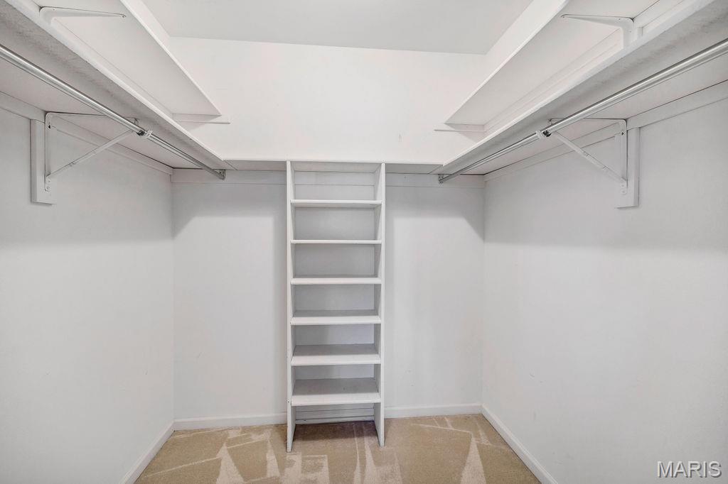 528 N Kirkwood Road Unit: 3B