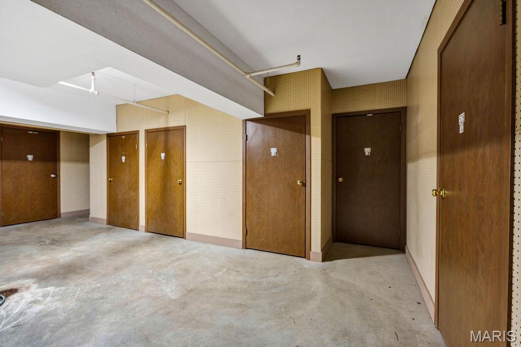 528 N Kirkwood Road Unit: 3B