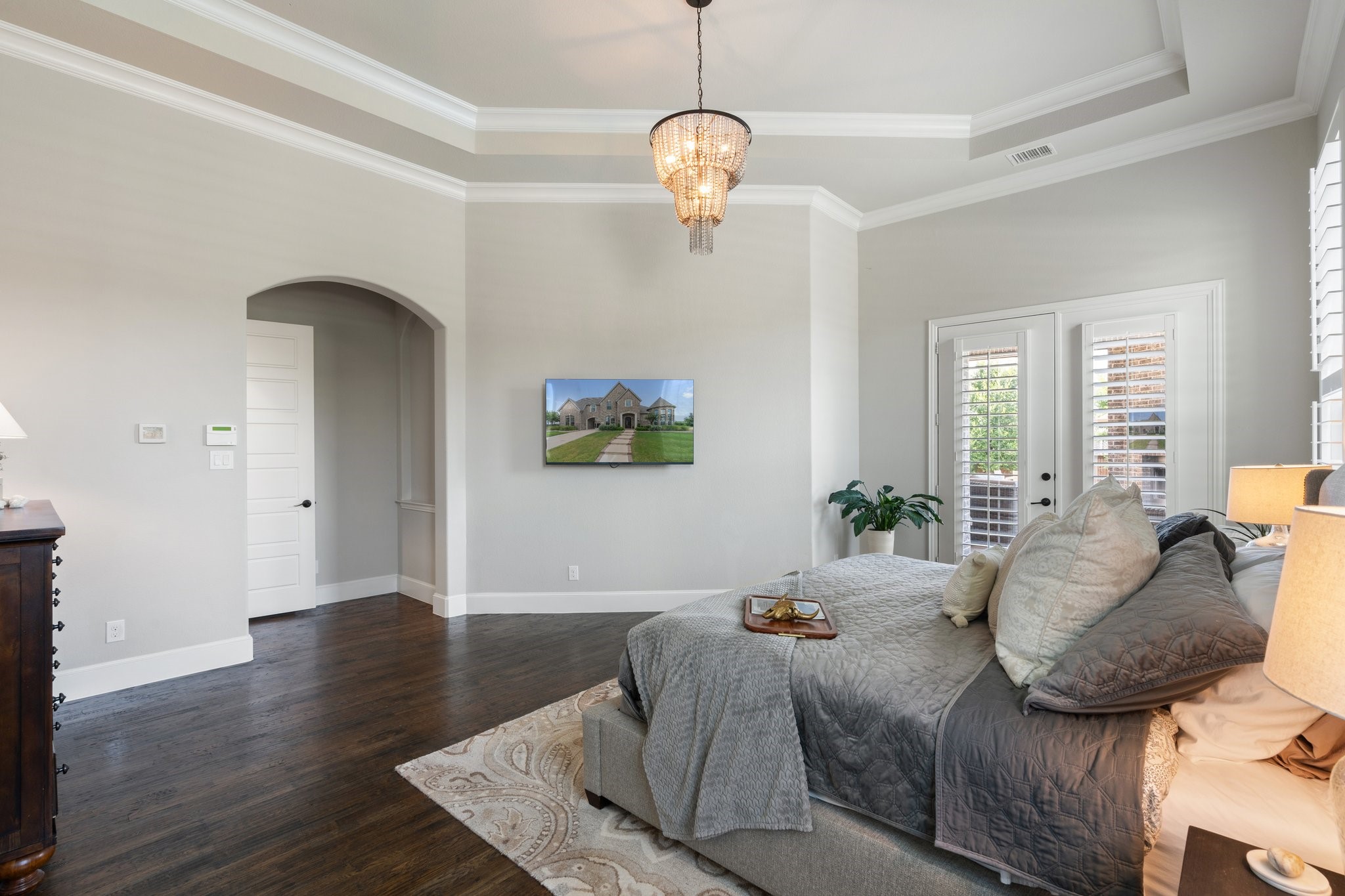 900 Evergreen Drive