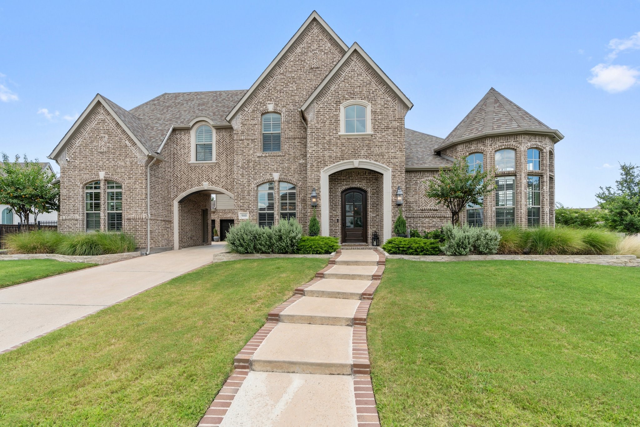 900 Evergreen Drive