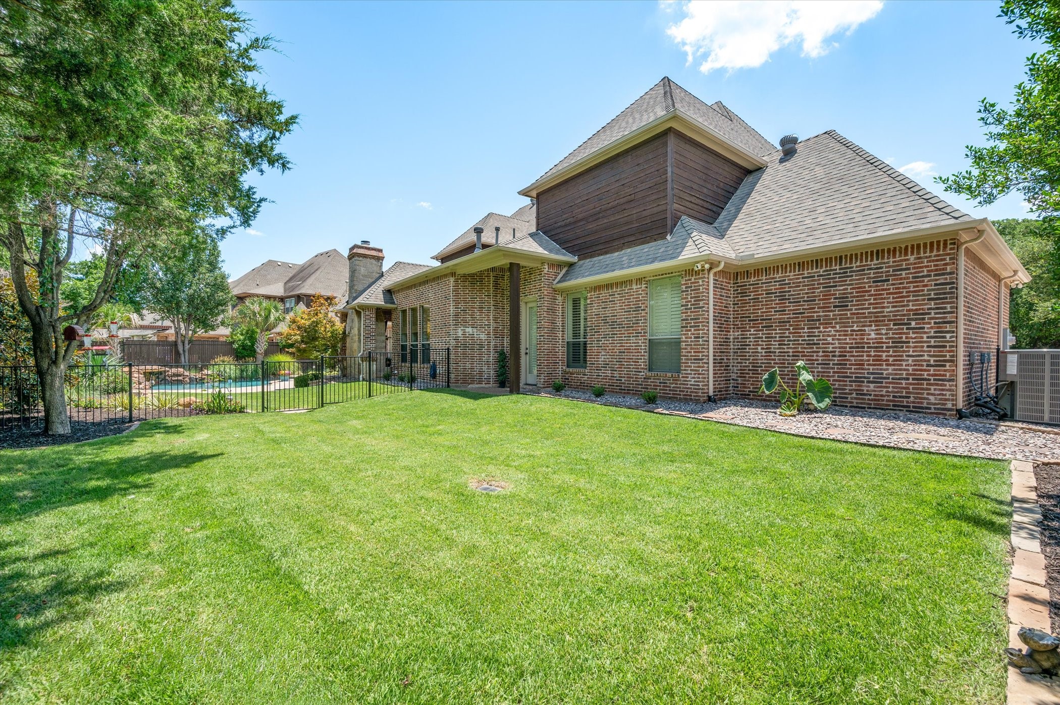 646 Castle Rock Drive