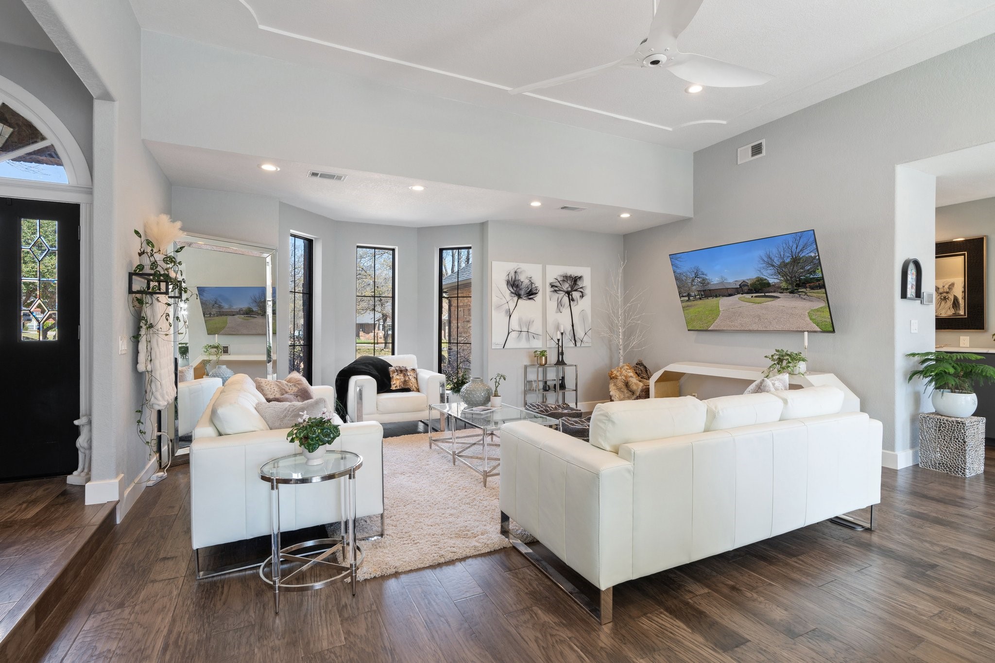7375 Lost Creek