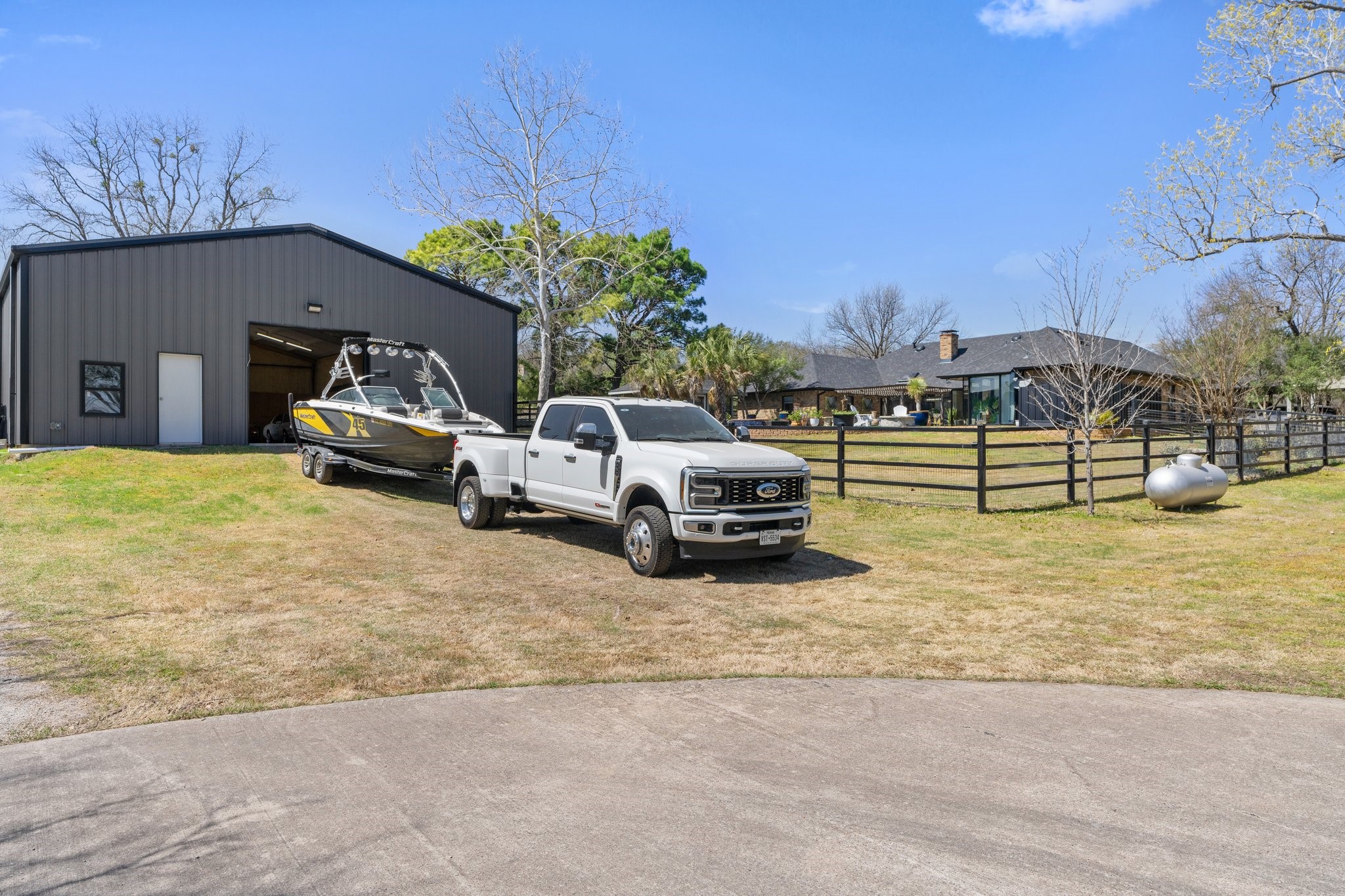 7375 Lost Creek