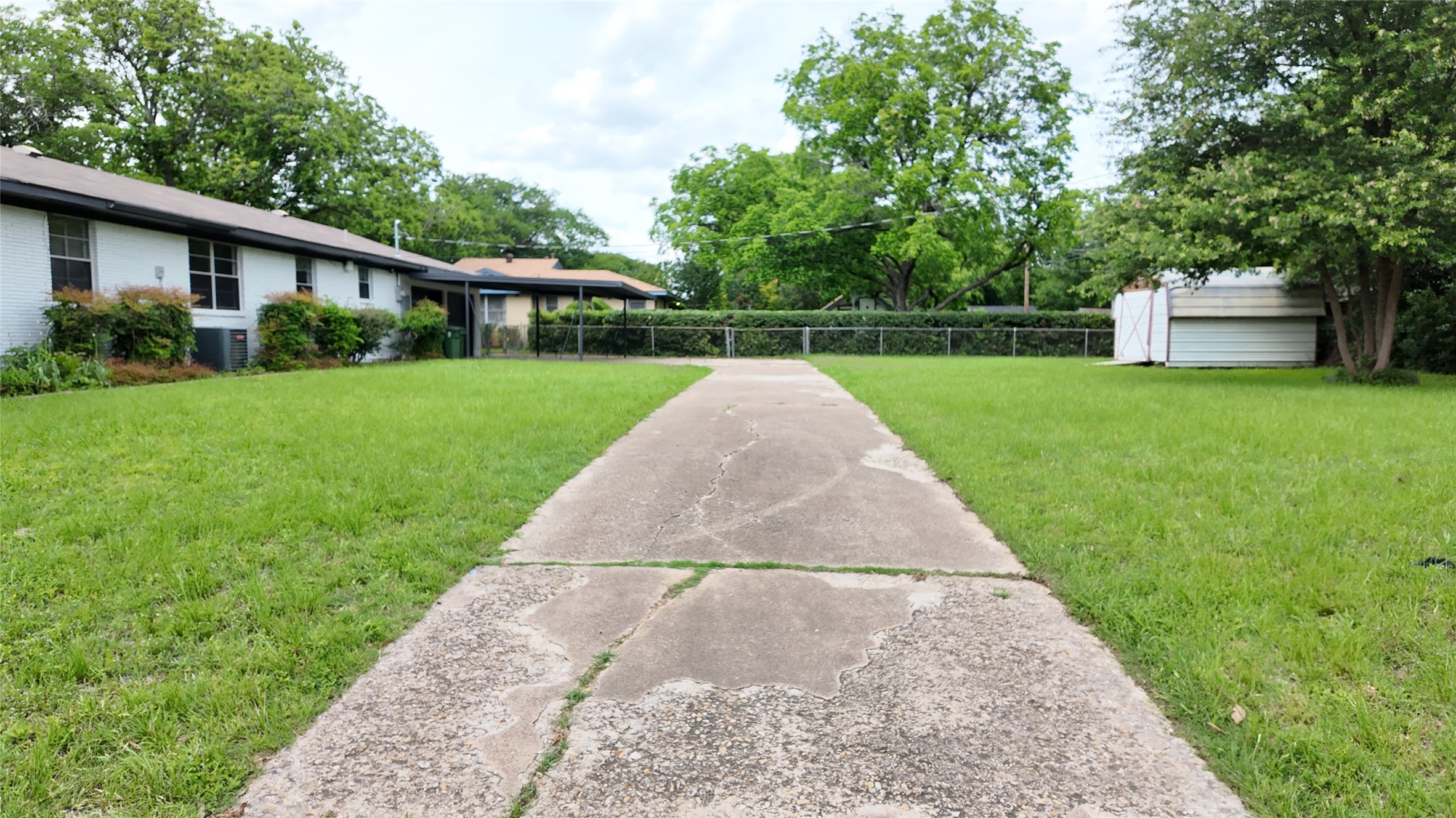 3600 Venice Drive