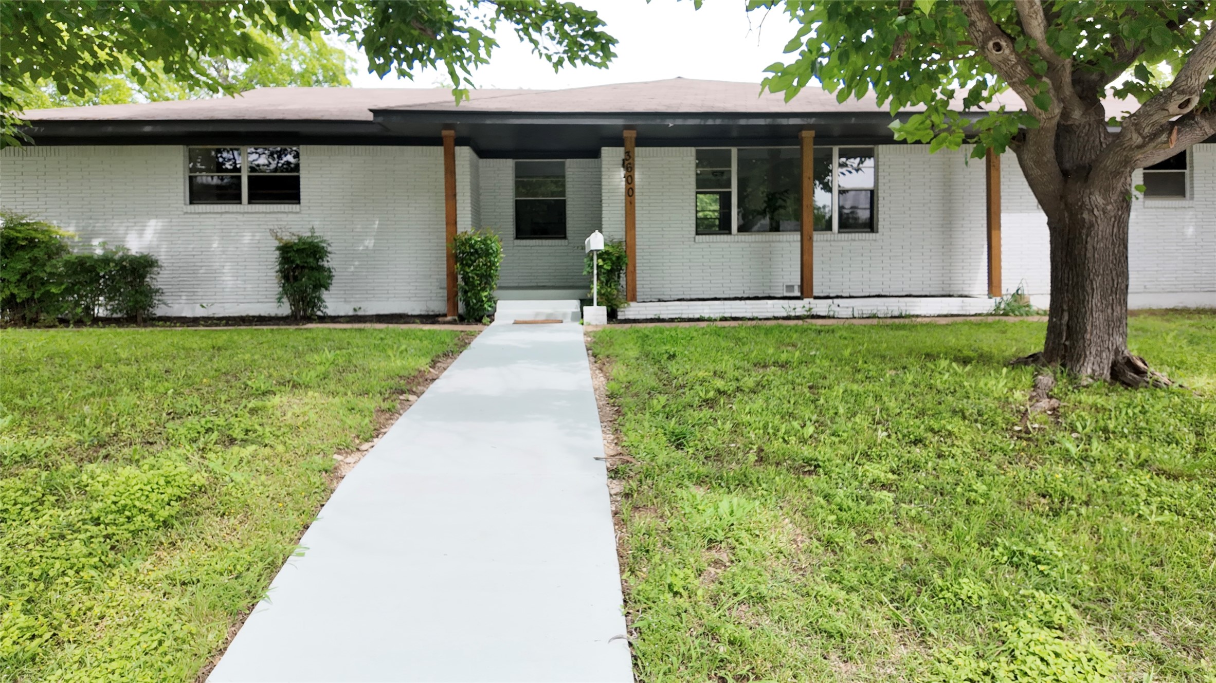 3600 Venice Drive