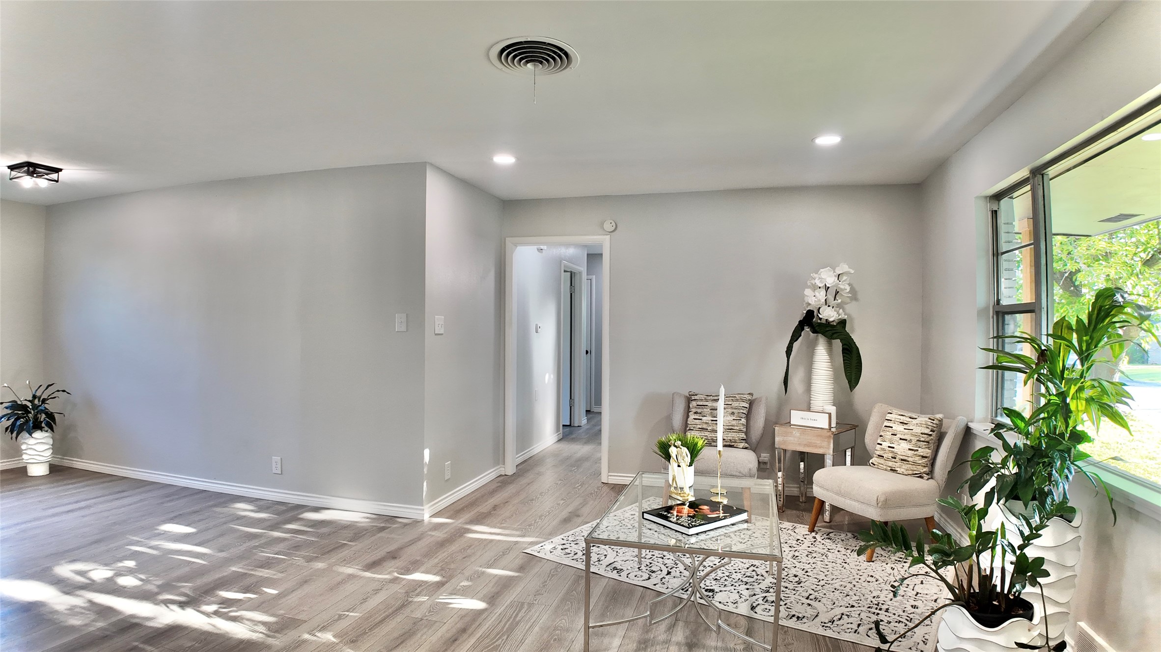 3600 Venice Drive
