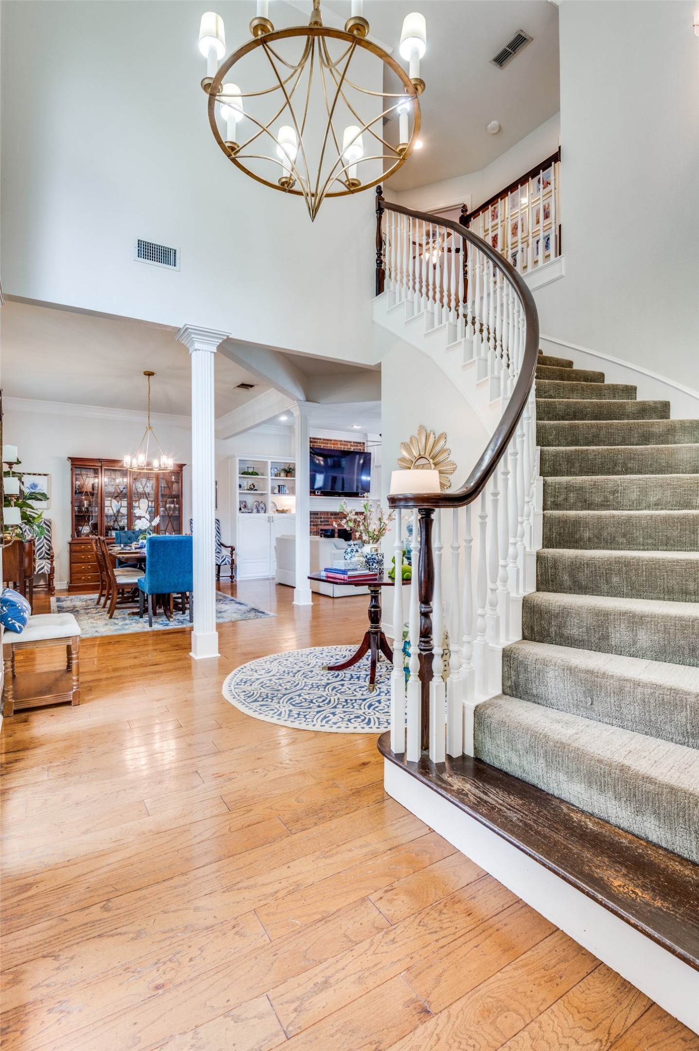 1610 Chretien Point Drive