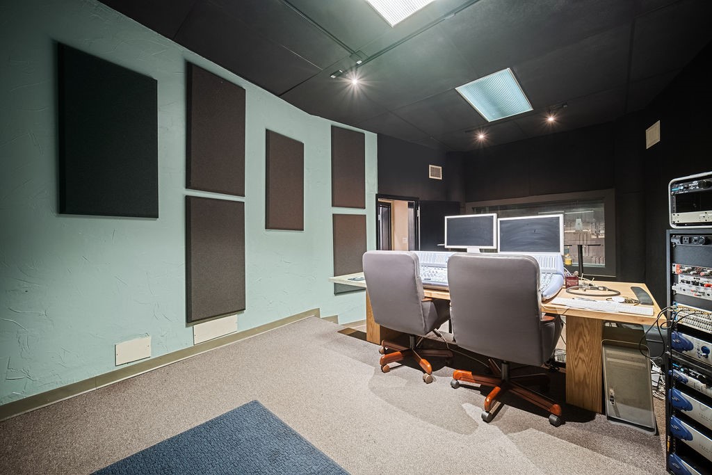 2909 San Jacinto