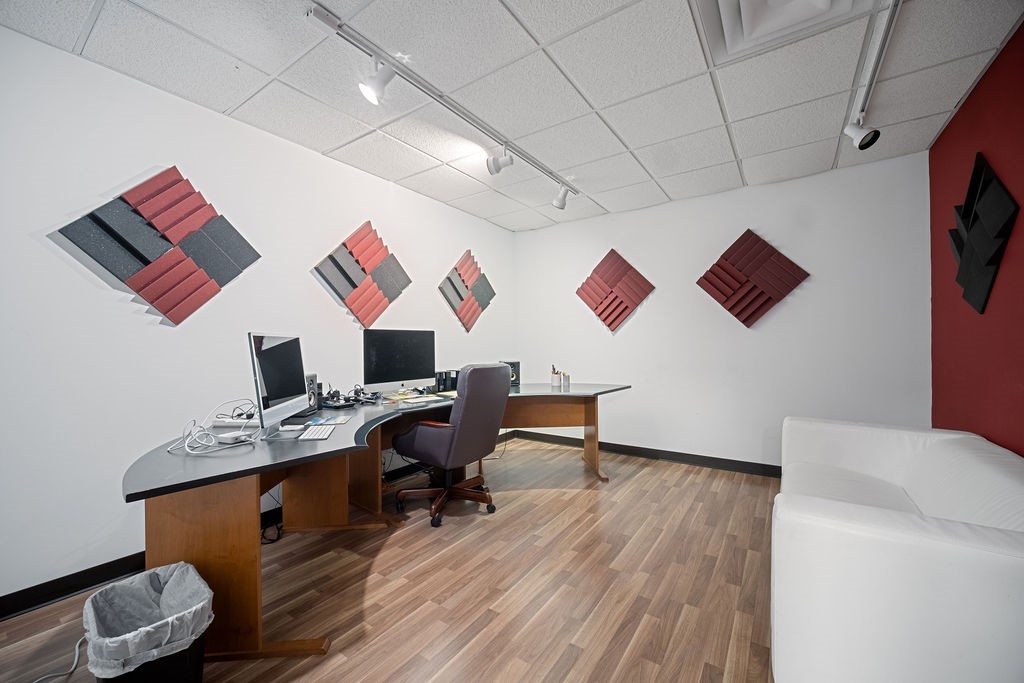 2909 San Jacinto