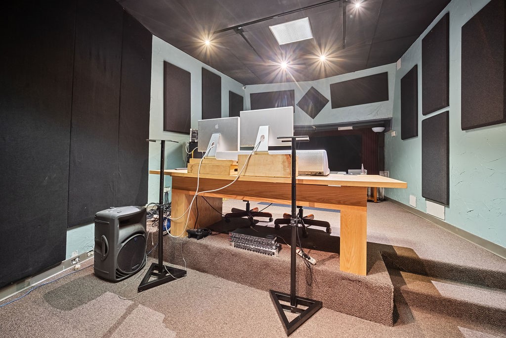 2909 San Jacinto