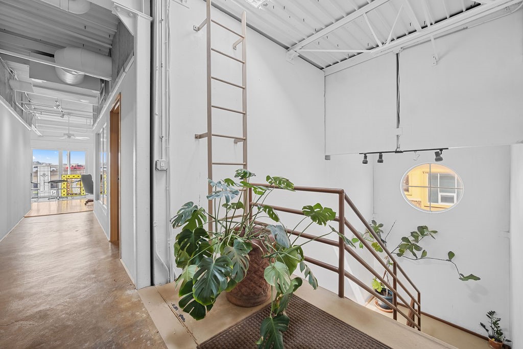2909 San Jacinto