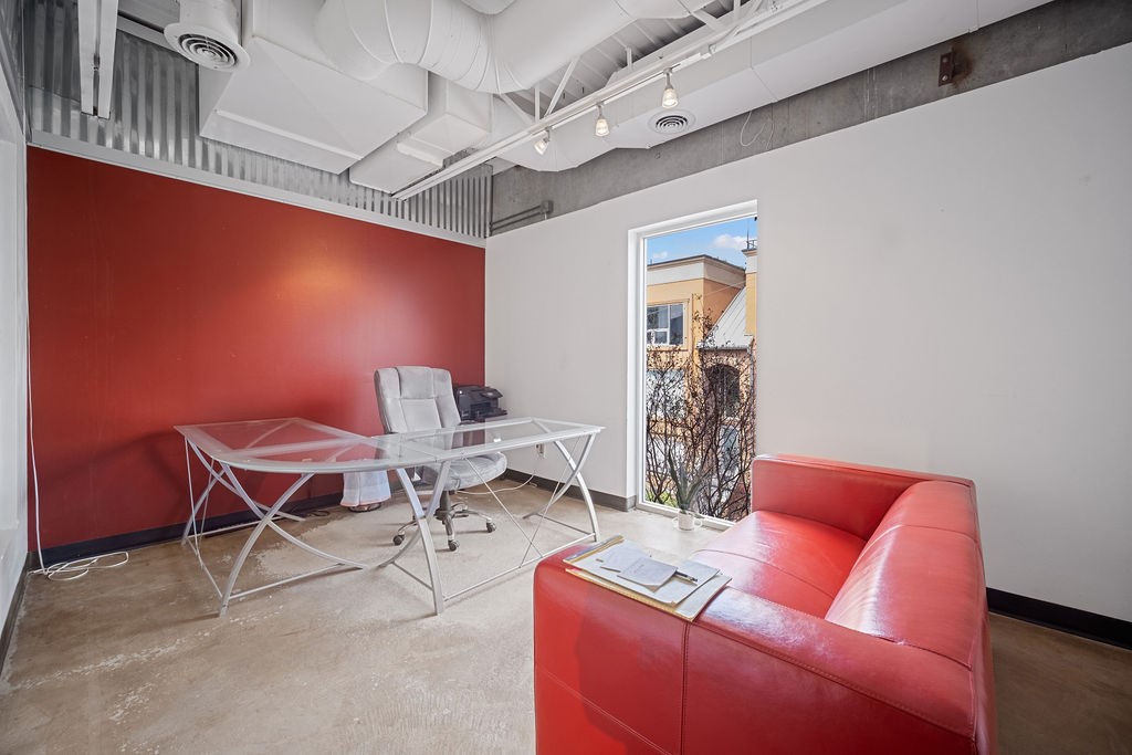 2909 San Jacinto