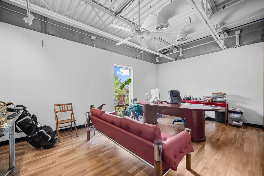 2909 San Jacinto