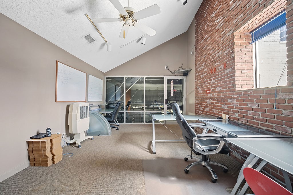 2909 San Jacinto