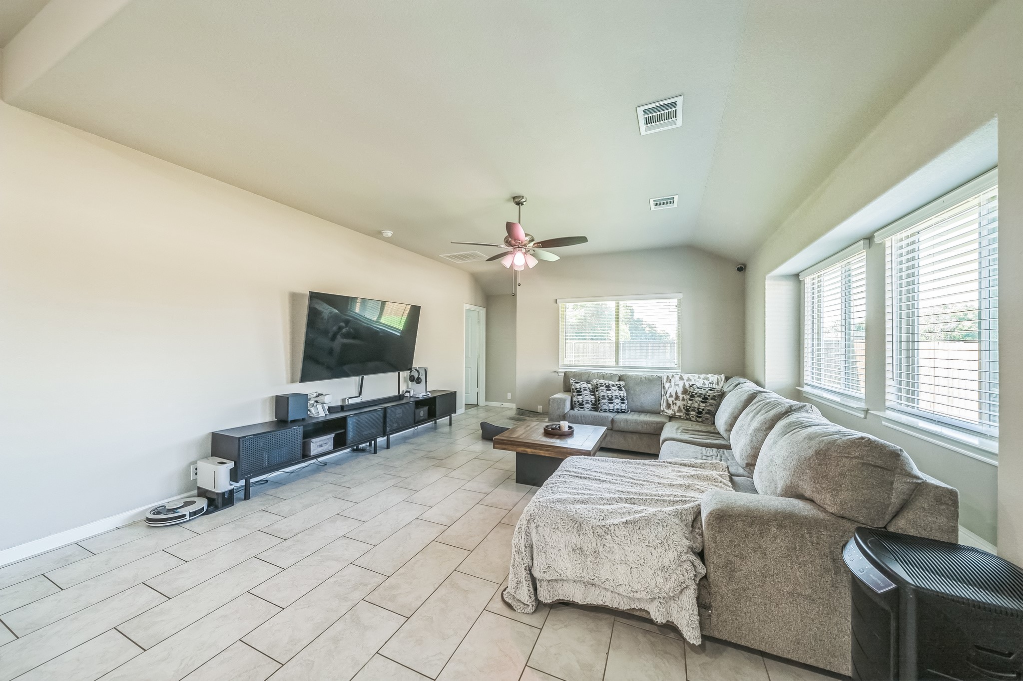 2806 Ocean Drive