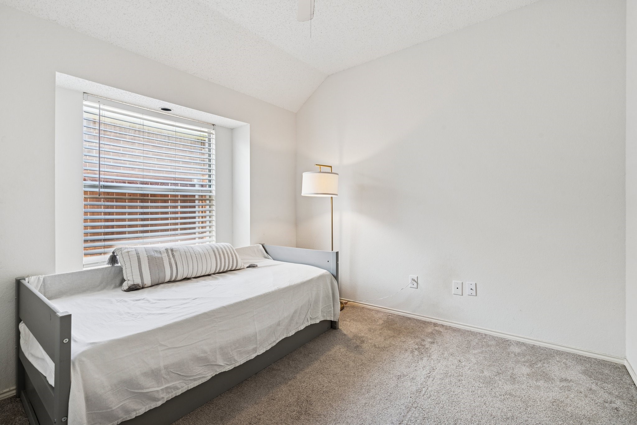 2216 Starleaf Place