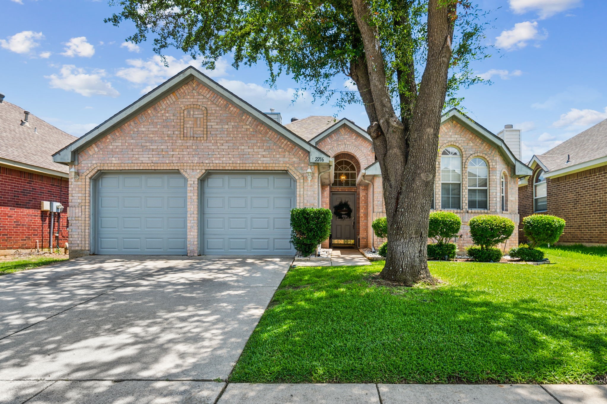 2216 Starleaf Place