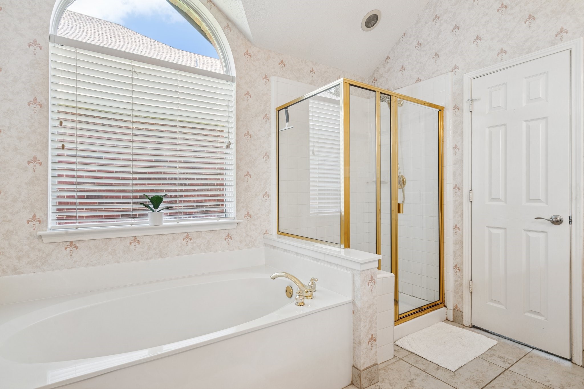 2216 Starleaf Place