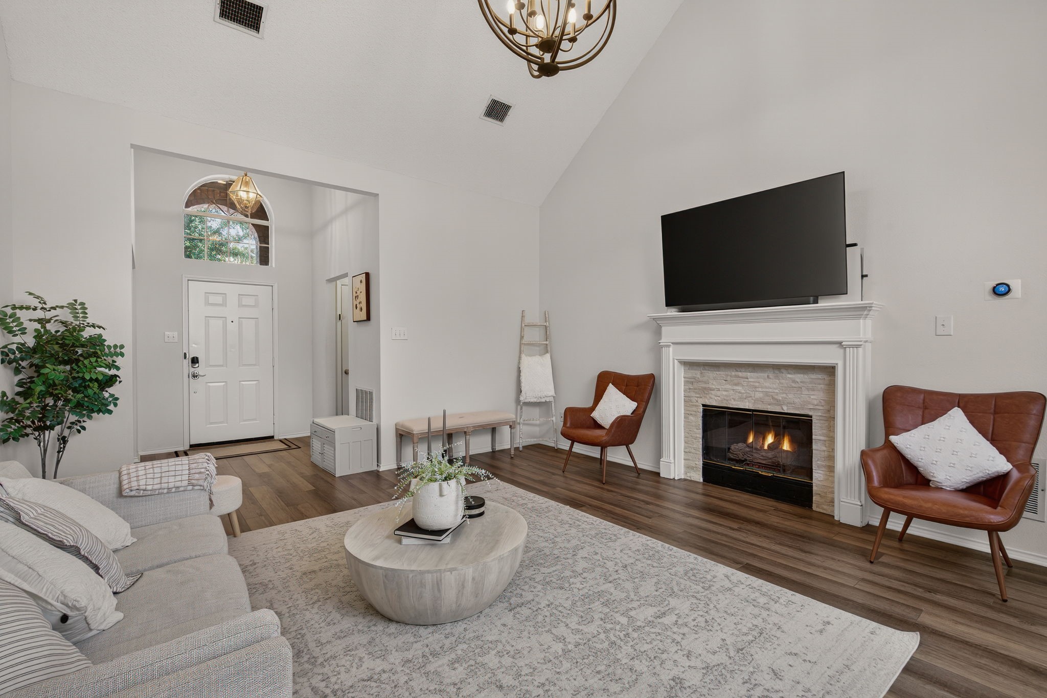 2216 Starleaf Place