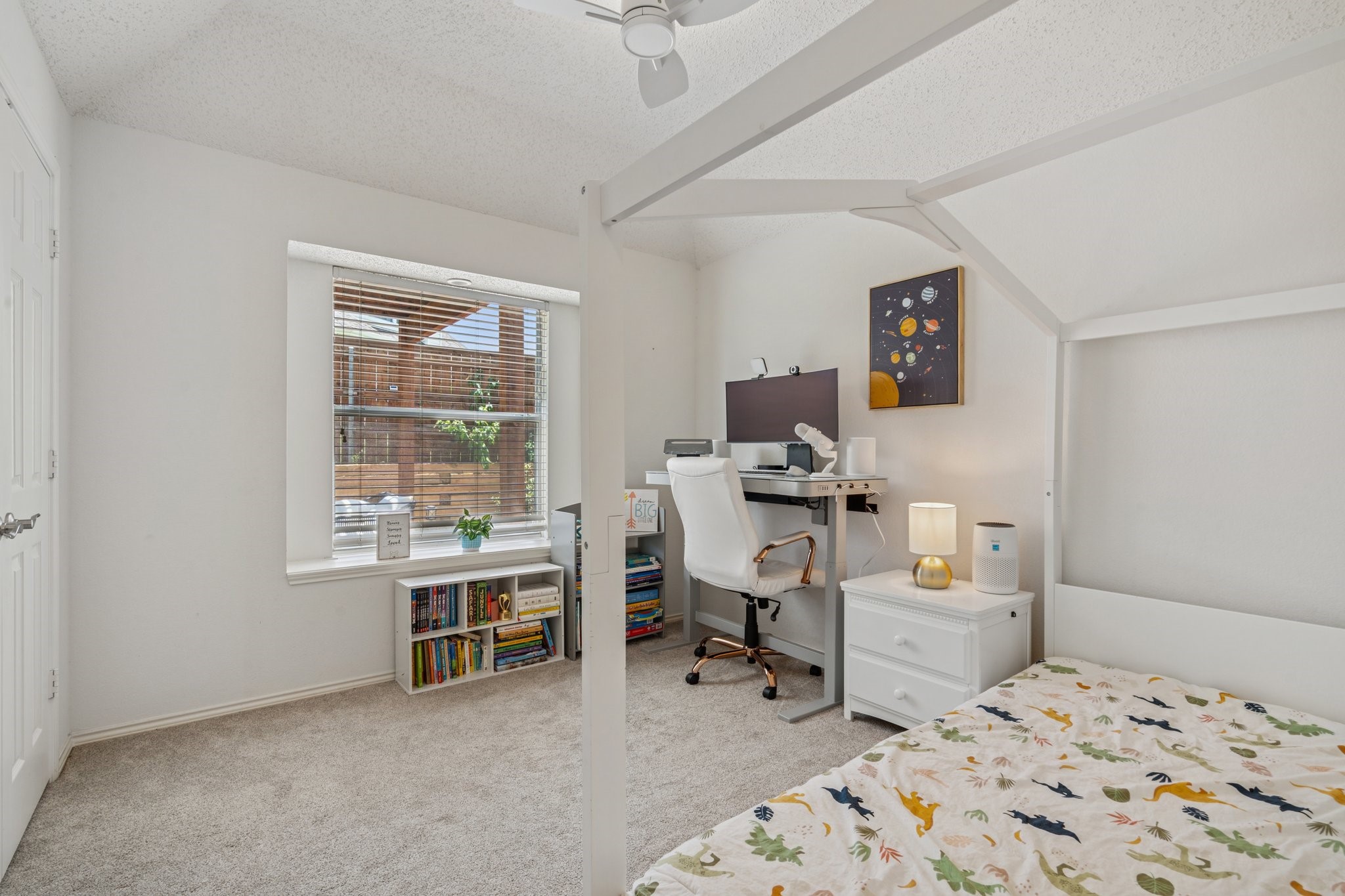 2216 Starleaf Place