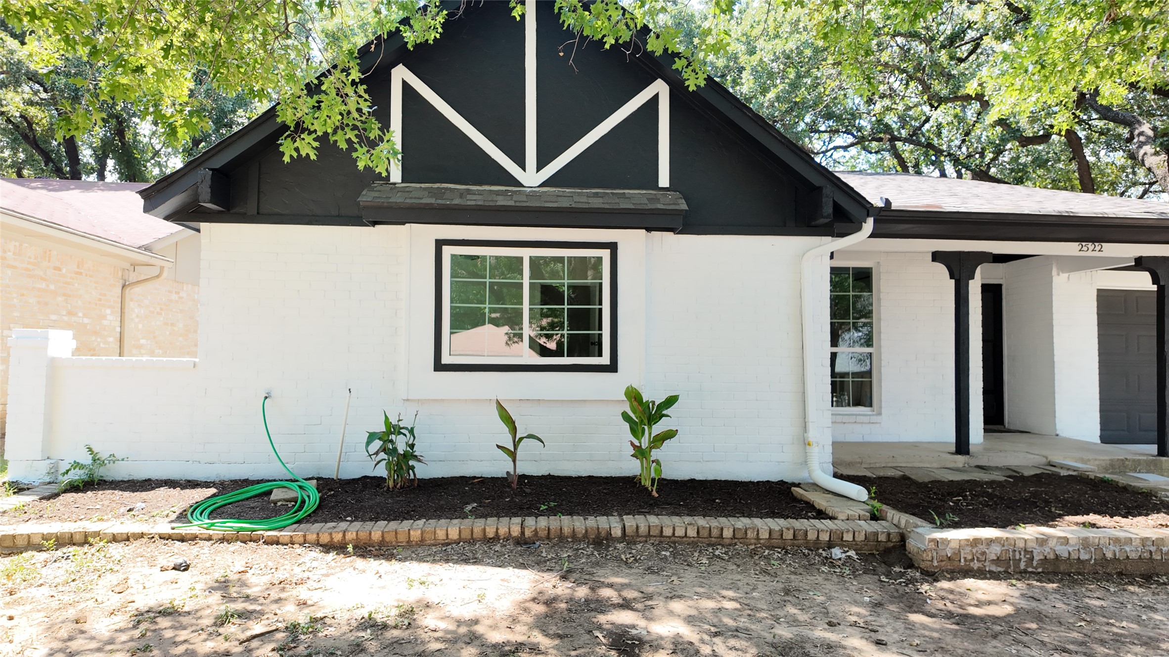 2522 Holt Road