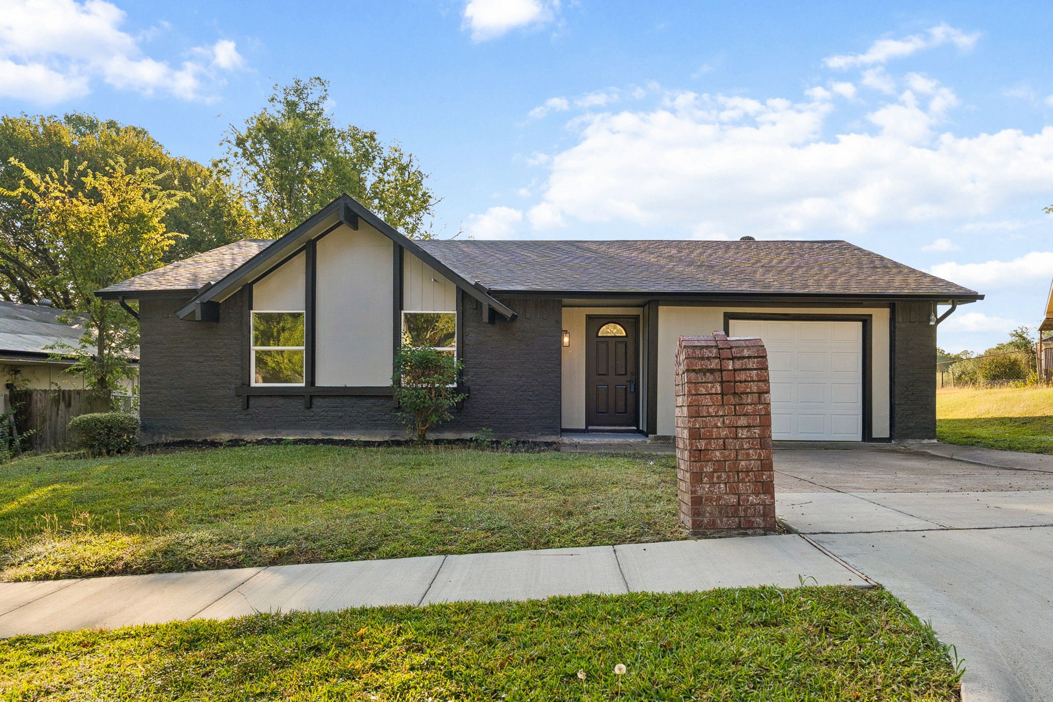 4237 Hartford Drive