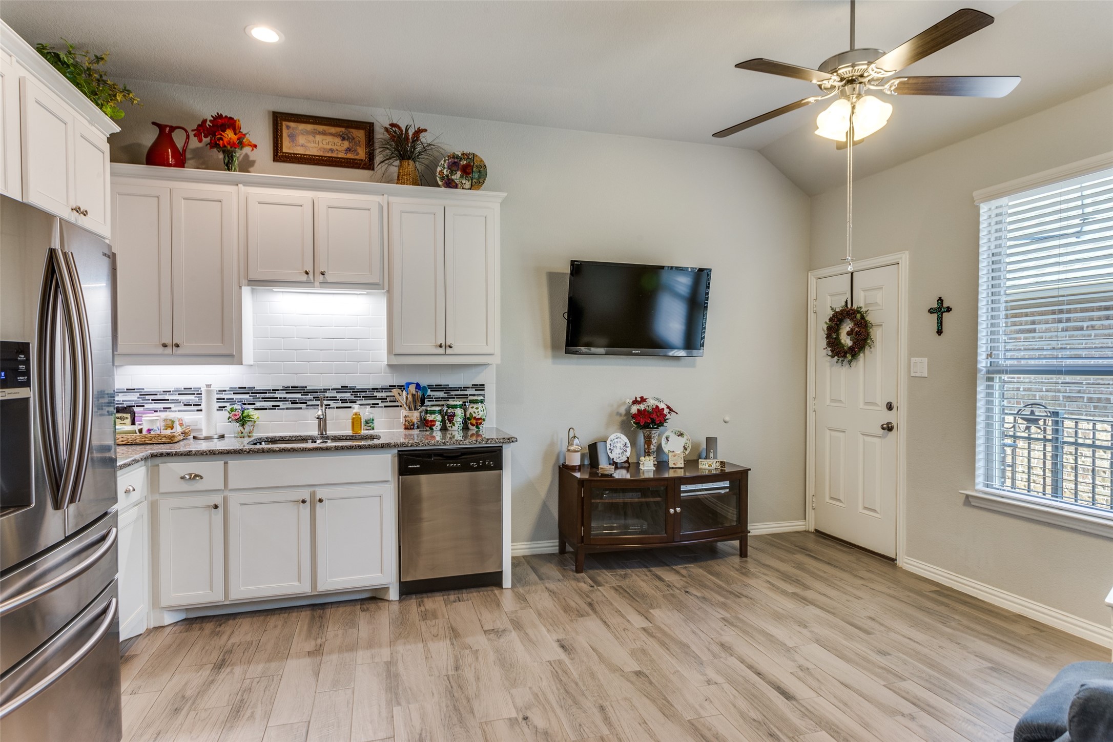 15237 Primrose Garden Court
