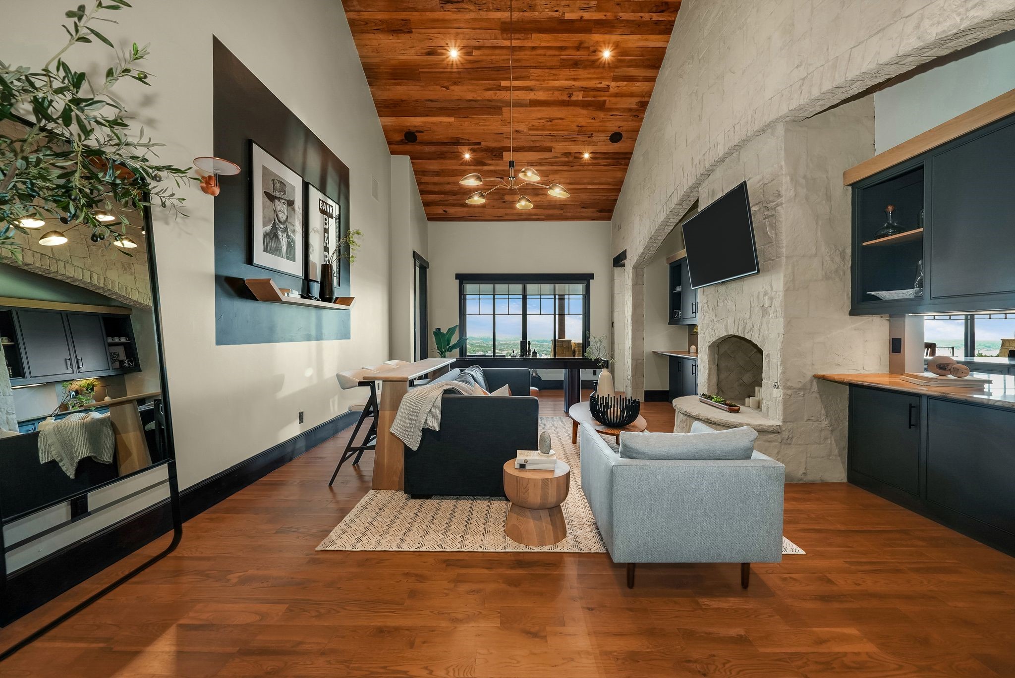 1230 Plateau Place