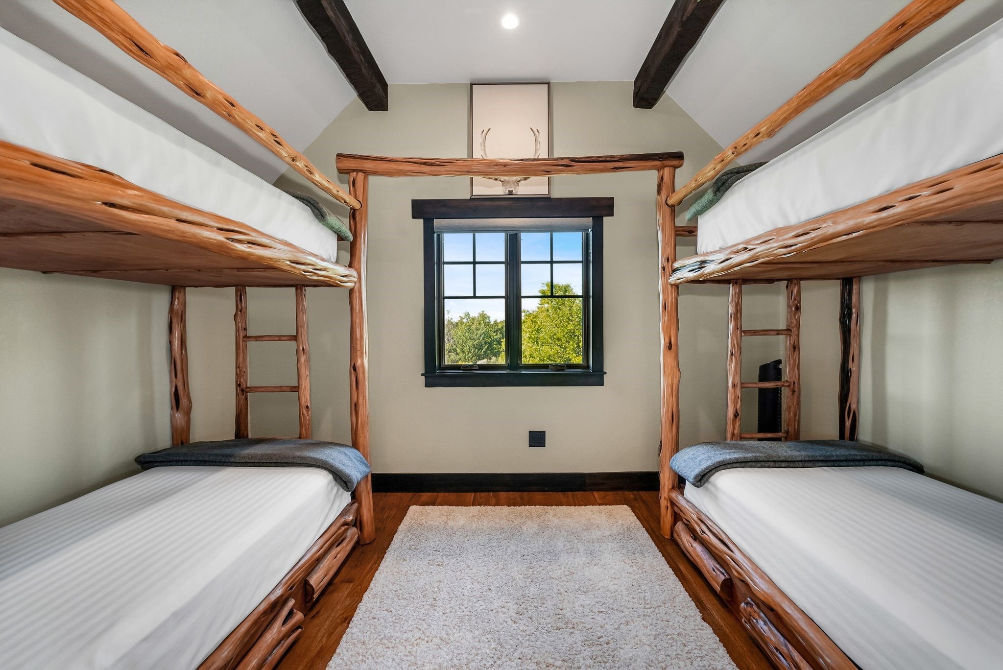 1230 Plateau Place