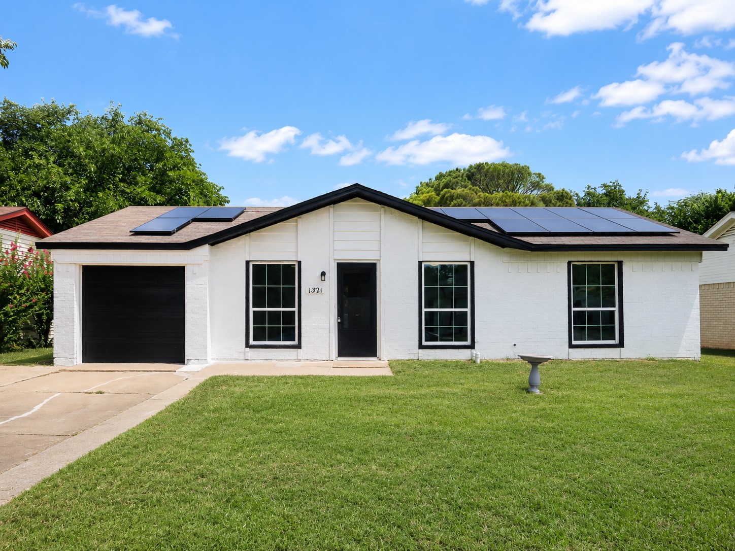 1321 Palisades Drive