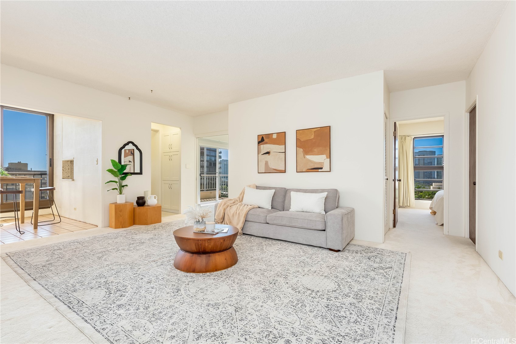 1314 Victoria Street 902